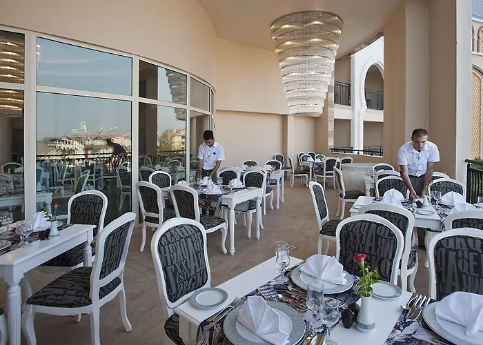 Üdülőközpont Crystal Sunset Pearl Collection 5*