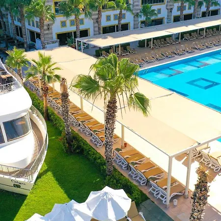 Üdülőközpont Crystal Sunset Luxury & 5*
