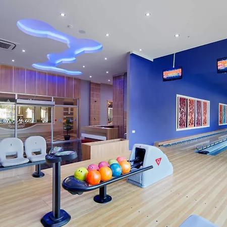 Crystal Sunset Pearl Collection Ośrodek wypoczynkowy Side