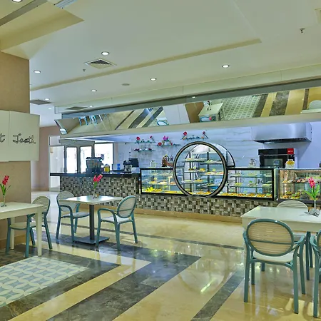 אתר נופש Crystal Sunset Pearl Collection סייד