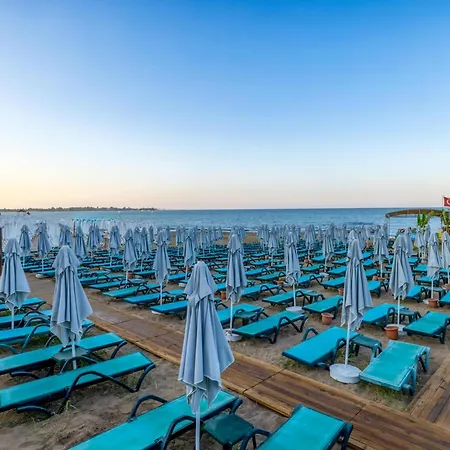Crystal Sunset Pearl Collection منتجع 5*
